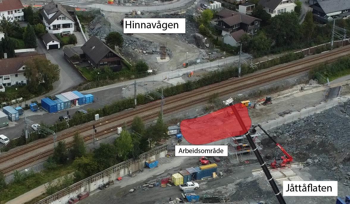 Oversiktsbilde viser arbeidsområde ved jernbanen - Klikk for stort bilde
